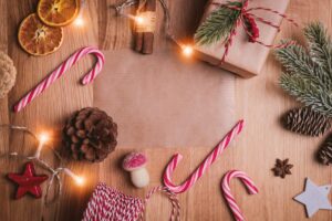 Selling a Home at Christmas: Pros and Cons